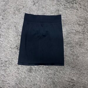 Black ribbed mini pencil skirt size M. 14~ inches at the waist
